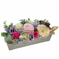 Alternative view of 【フラワーカクテル】トレンド感溢れる長方形プリザーブドフラワーアートギフトA